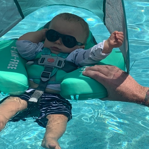 Infant Rash-guard and Short Set - Picture 2 of 5